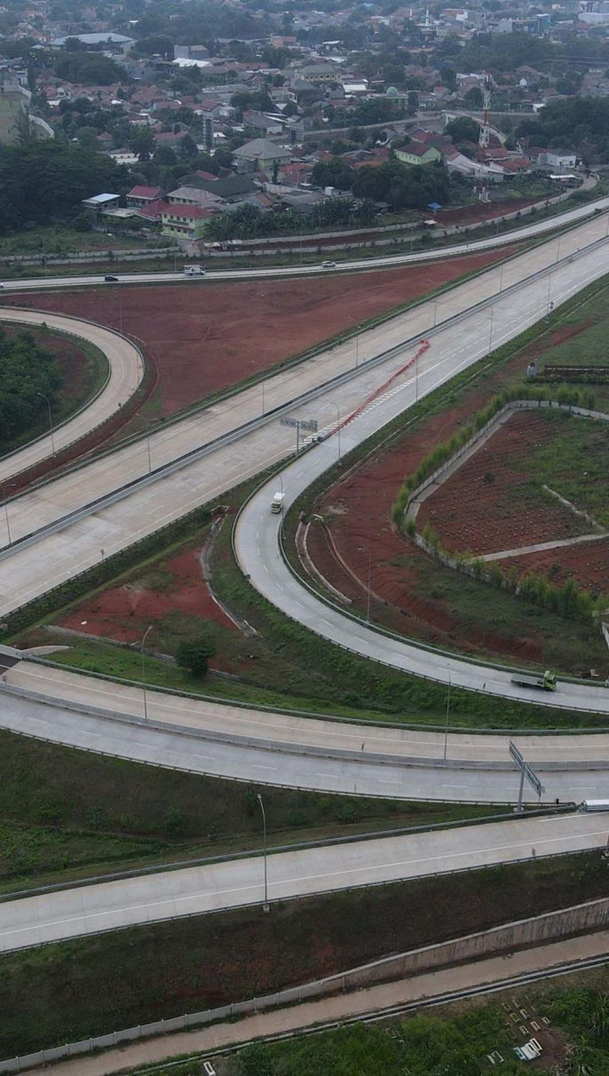 Tol Cimanggis-Cibitung (Tol Cimaci seksi 2A Jatikarya – Nagrak) yang sudah dibuka ini terintegrasi dengan Tol Jagorawi, Tol Jakarta – Cikampek dan Tol Depok – Antasari (Tol Andara) yang juga tersambung ke berbagai jalan tol di Pulau Jawa. Foto: mer