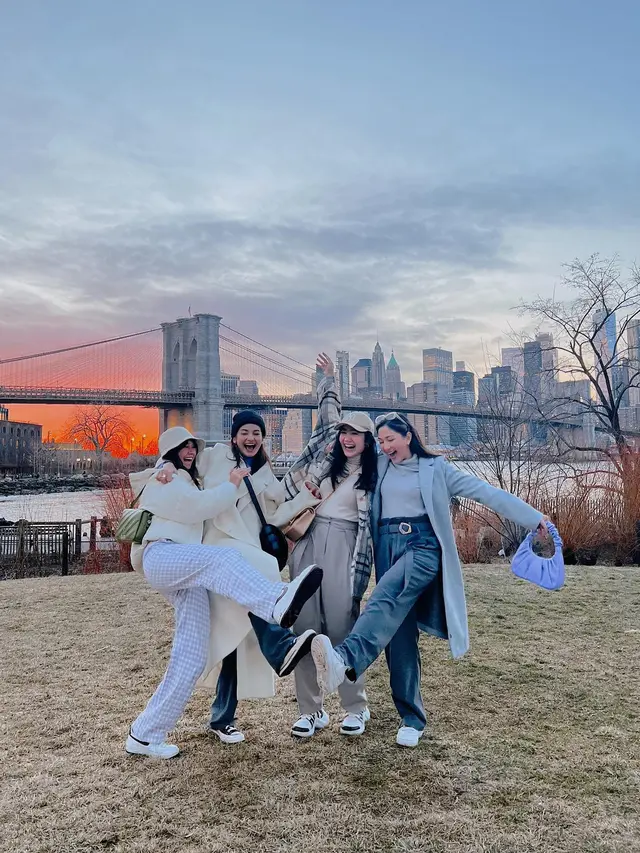 [Fimela] 7 Potret Kompak Yuki Kato, Enzy Storia, Jessica Mila dan Febby Rastanty