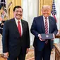 Menko Marves Luhut Binsar Pandjaitan bertemu Presiden AS Donald Trump di Gedung Putih. (Kemenko Marves)