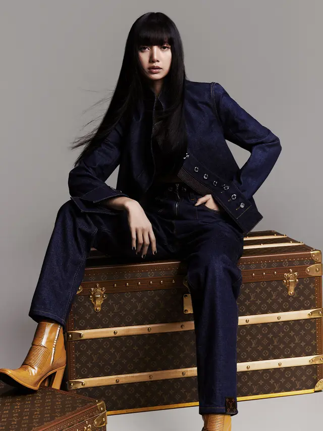 Sah! Lisa BLACKPINK Resmi Jadi Brand Ambassador Terbaru Louis Vuitton, Tampil Atraktif dan Futuristik