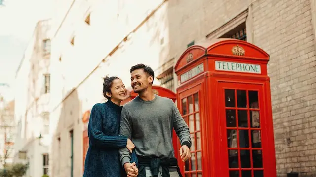 [Bintang] Putri Marino dan Chicco Jerikho