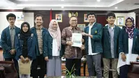 Ketua MPR Zulkifli Hasan menerima audiensi BEM Universitas Indonesia dan Keluarga Mahasiswa Institut Teknologi Bandung.
