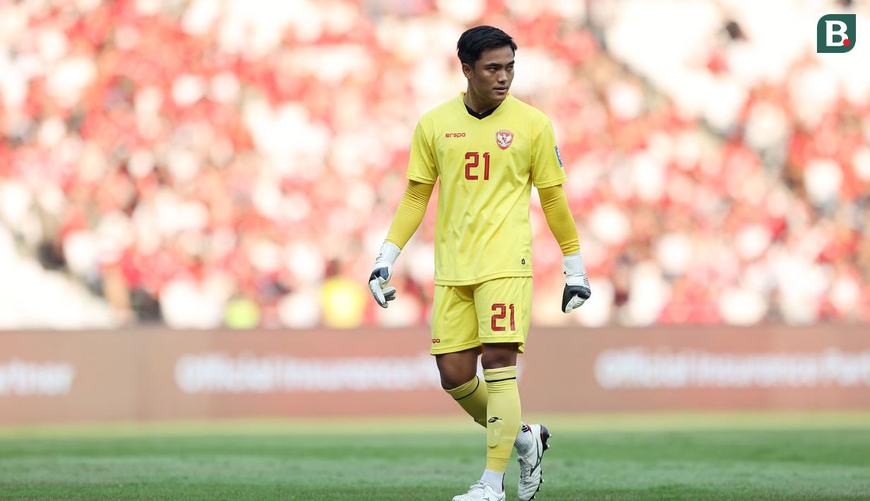 <p>Kiper Timnas Indonesia, Ernando Ari Sutaryadi saat menghadapi Irak pada laga Grup F putaran kedua Kualifikasi Piala Dunia 2026 zona Asia di Stadion Utama Gelora Bung Karno (SUGBK), Senayan, Jakarta, Kamis (6/6/2024). (Bola.com/M Iqbal Ichsan)</p>