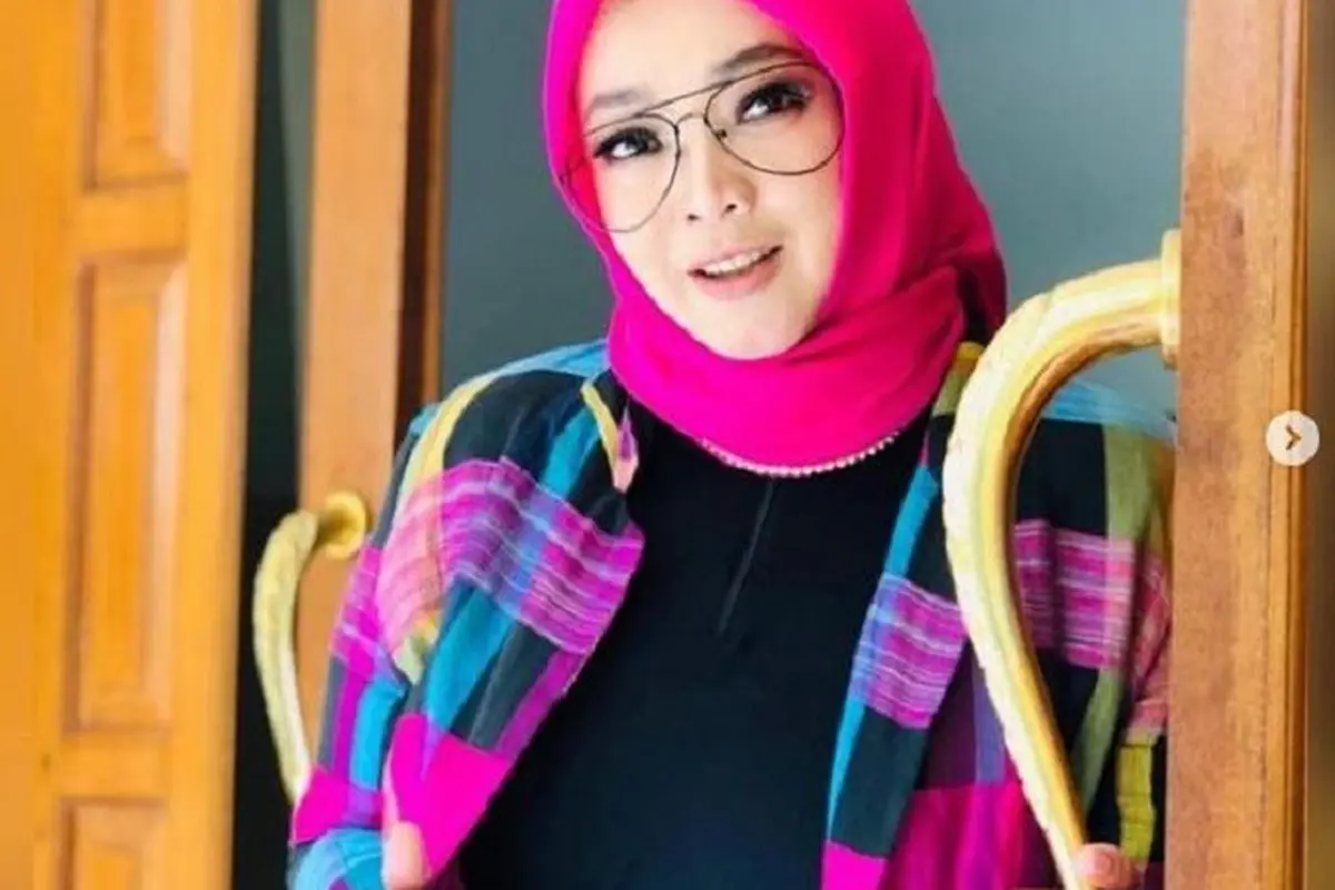 Rina Gunawan (Foto: Instagram/@rinagunawan74)