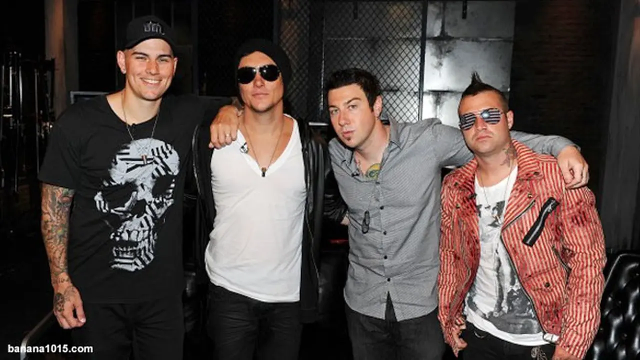 a7x-130627c.jpg