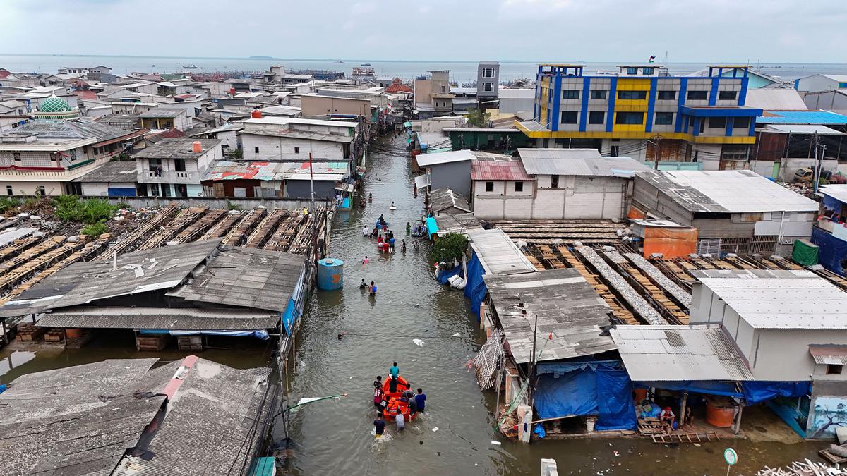 4 Tips bagi Korban Banjir agar Terhindar dari Penyakit Selama Mengungsi