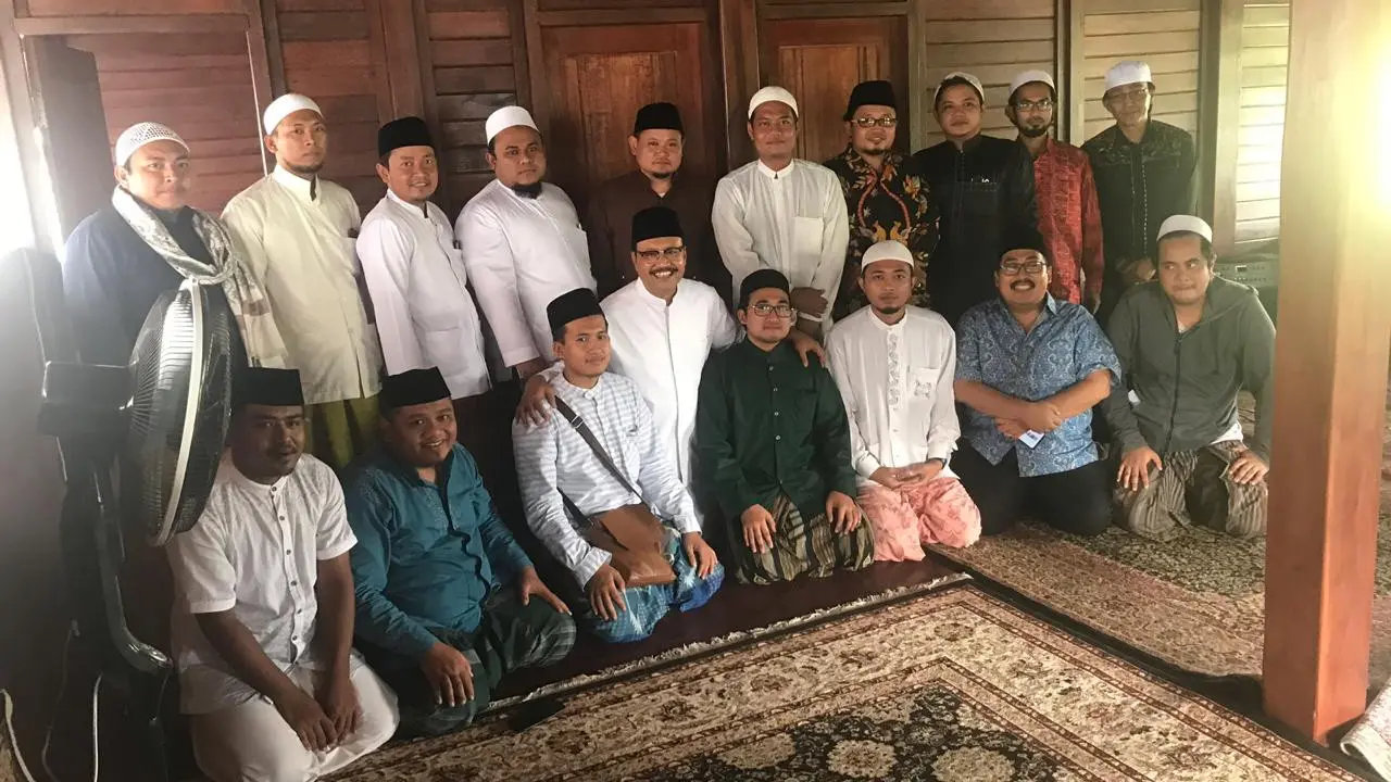 Puluhan putra kiai se Madura bertemu di rumah Gus Ipul, Surabaya.