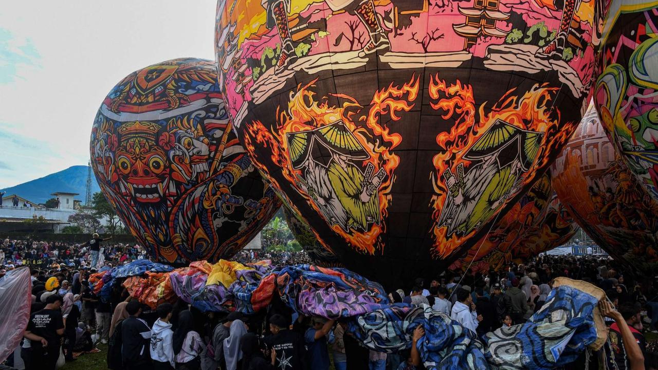 Keindahan warna-warni balon udara di Wonosobo