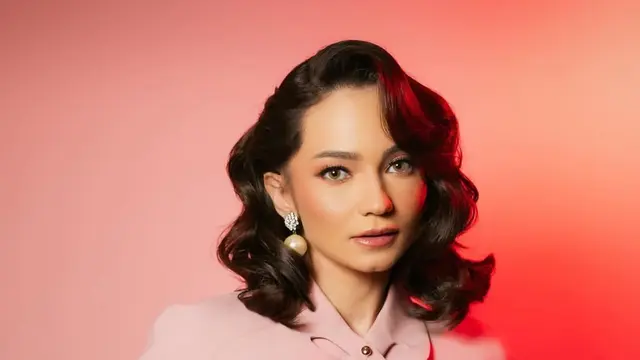 Pesona Retro Enzy Storia Bikin Jatuh Hati Sentuhan Klasik 50-60an yang Timeless