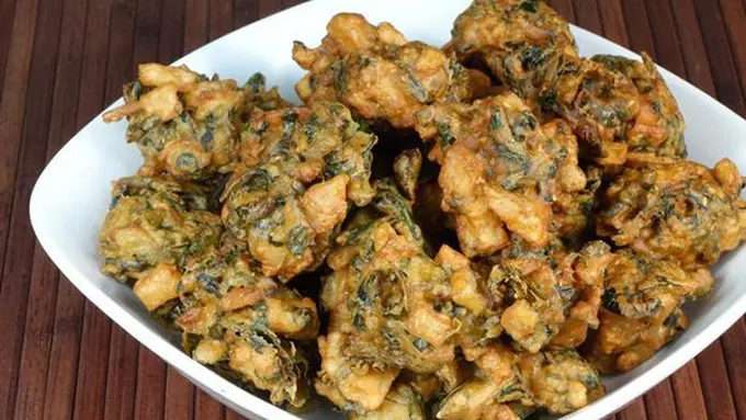 Bakwan beluntas/copyright Manjula's Kitchen