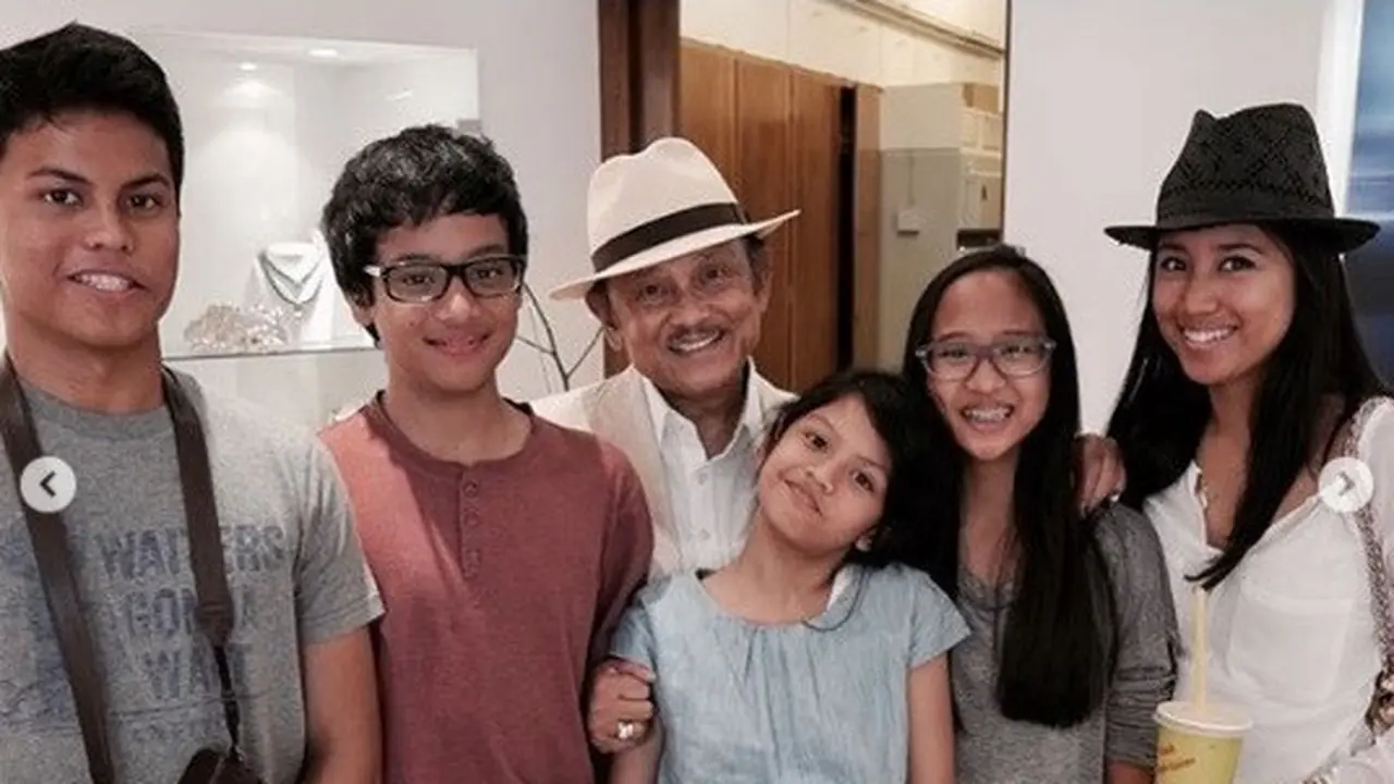Habibie dan para cucunya