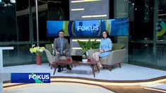 Saksikan berita kriminal dan peristiwa menarik di Fokus Pagi dengan pilihan topik utama sebagai berikut, Evakuasi Korban Kapal Tenggelam, Banjir Rendam Permukiman, Pernikahan di Tengah Banjir, serta Polisi Geledah Rumah Koboi Jalanan.