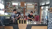 Semangat Luar Biasa Penyandang Disabilitas Intelektual di Kafe Kartini