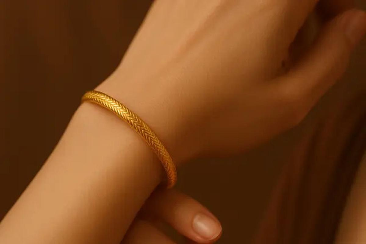 8 Gelang Emas Elegan 2 Gram Desain Mewah Tapi Ringan, Cocok untuk Sehari-hari