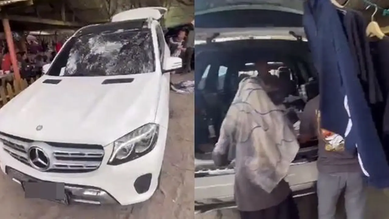 Mobil mewah untuk jualan kaos (TikTok/@rianmahendra83)