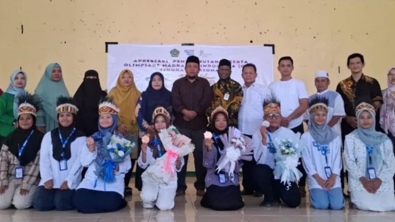 Siswa Madrasah Jayapura Ukir Prestasi Gemilang, Raih Medali Perak dan Perunggu di OMI 2025