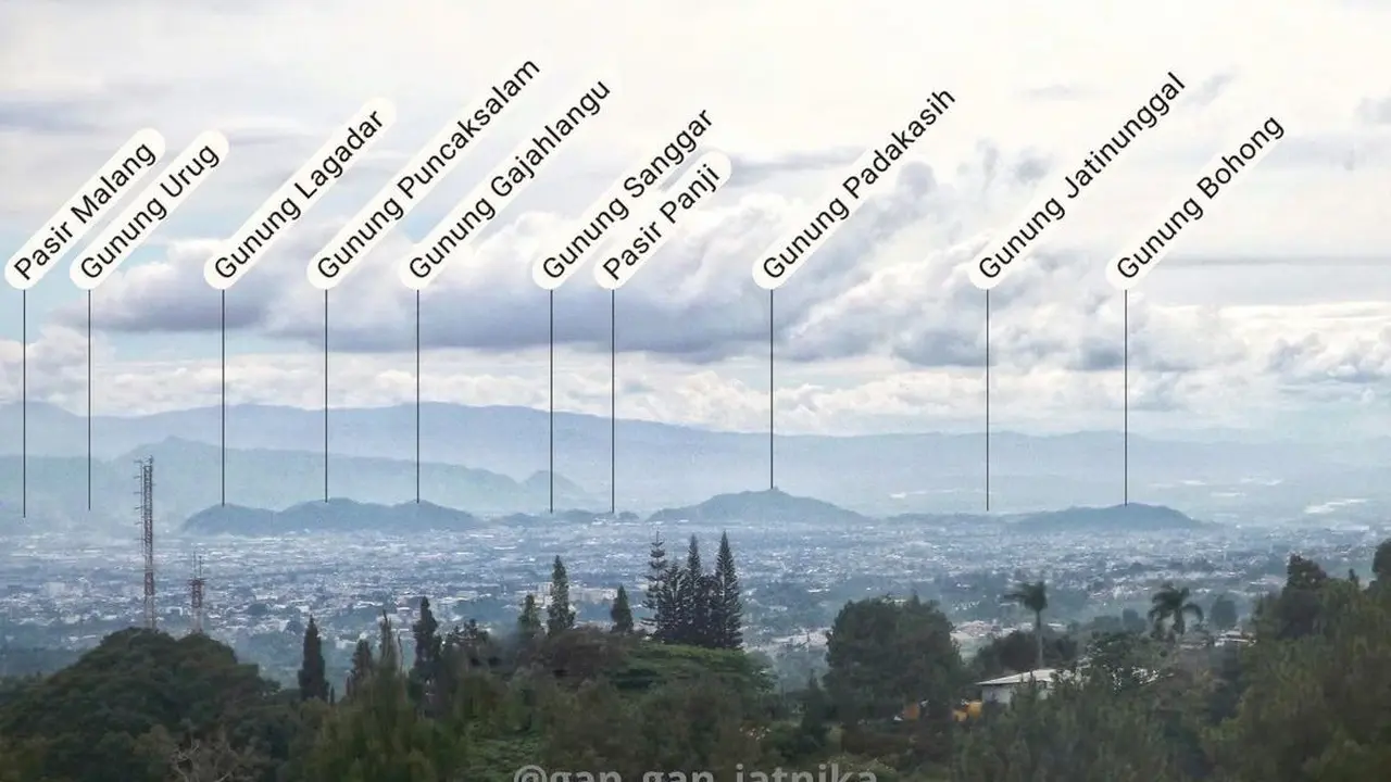 Gunung Puncaksalam di Cimahi Bandung https://www.instagram.com/p/DE2ZBp_z00N/?igsh=MW1nd2Q1eHRvdnE4dQ==