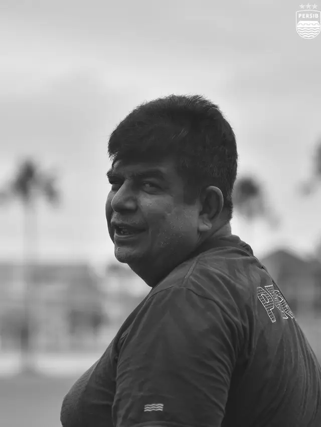 Dokter tim Persib, dr. Rafi Ghani meninggal dunia pada Senin (23/12/2024) malam
