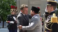 Prabowo Bertemu Macron di Paris, Bahas Energi hingga Pendidikan