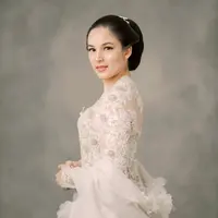 Chelsea Islan kenakan kebaya (Instagram/chelseaislan)