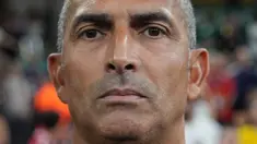 Pemecatan pelatih Swedia, Sabri Lamouchi menjadi kabar mengagetkan menyusul kekalahan telak tim mereka dari Swedia dalam laga Grup F Piala Dunia 2026, Senin (15/06/2026) dini hari WIB. (AP Photo/Moises Castillo)