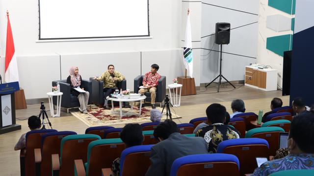 Fakultas Studi Islam UIII Luncurkan Jurnal dan Award dalam Kolokium