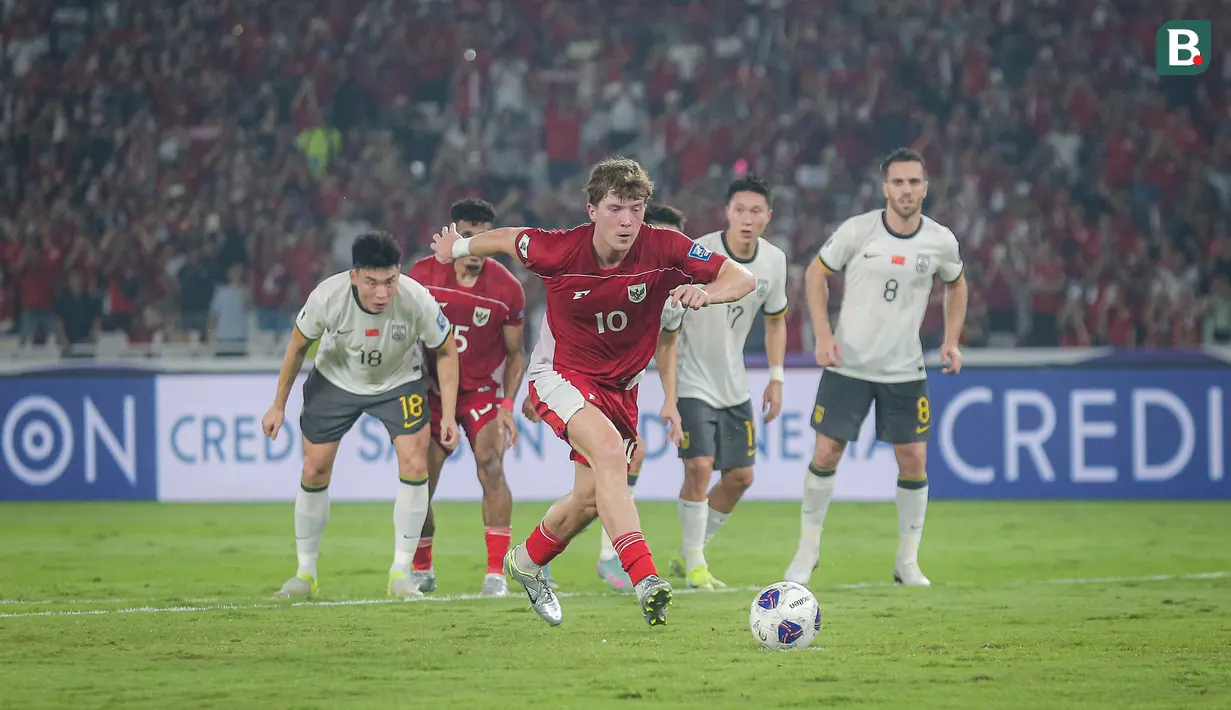 Striker Timnas Indonesia, Ole Romeny, mencetak gol kemenangan skuad Garuda atas China di Stadion Utama Gelora Bung Karno, Jakarta, Kamis (5/6/2025). (Bola.com/Bagaskara Lazuardi)
