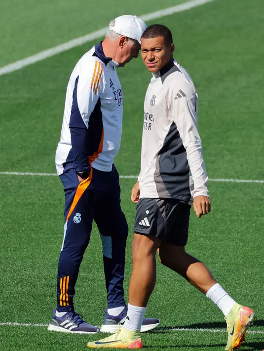 Saat ini, tim asuhan pelatih Carlo Ancelotti belum terkalahkan dalam lima pertandingan di La Liga 2024/2025. (Thomas COEX/AFP)