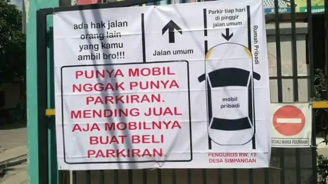 6 Peringatan Dilarang Parkir di Depan Rumah Ini Bikin Gemetaran