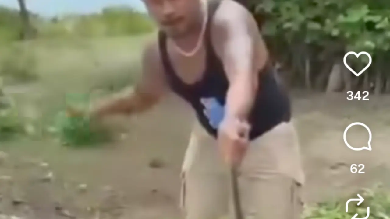 Salah Satu Pelaku Penganiaya Monyet