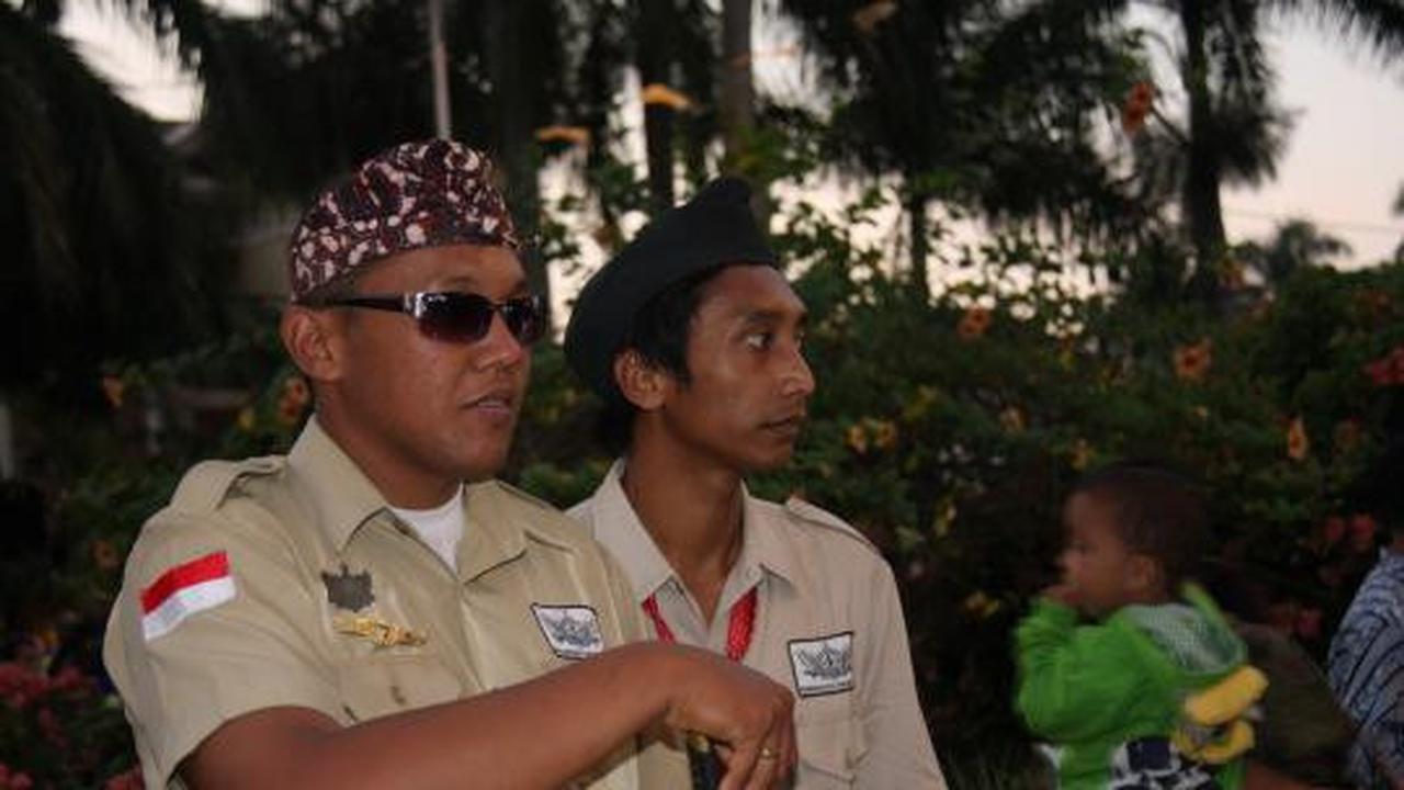 Beragam kostum pejuang di Festival Malang Kembali 2012