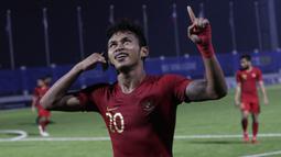 Striker Timnas Indonesia U-22, Osvaldo Haay, merayakan gol yang dicetaknya ke gawang Laos U-22 pada laga SEA Games 2019 di Stadion City of Imus Grandstand, Manila, Kamis (5/12). Indonesia menang 4-0 atas Laos. (Bola.com/M Iqbal Ichsan)