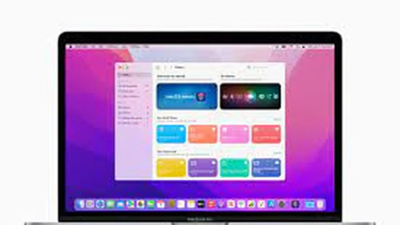 Tampilan macOS 12 Monterey
