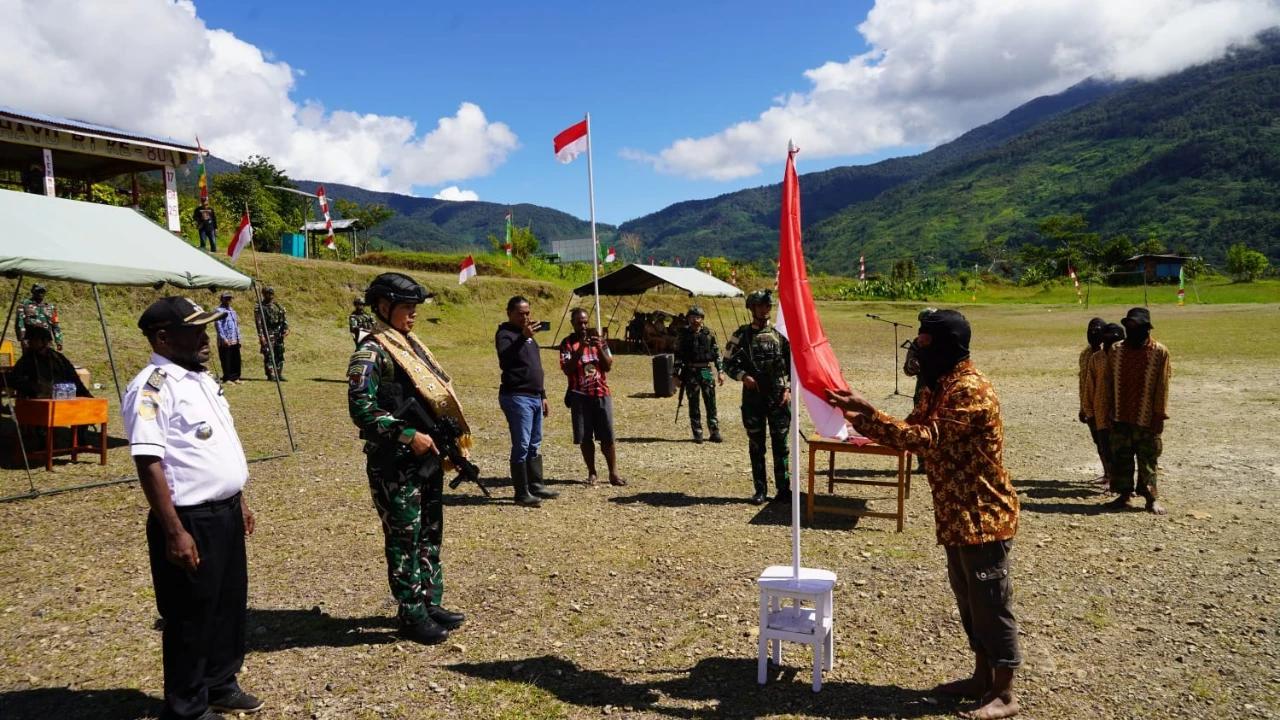 FOTO: Delapan Anggota TPNPB OPM Kiwirok Kembali ke NKRI