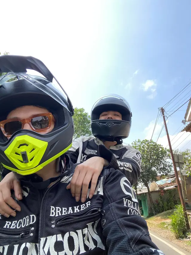 10 Potret Kebersamaan Kevin Julio dan Imelda Therinne yang Kini Go Publik