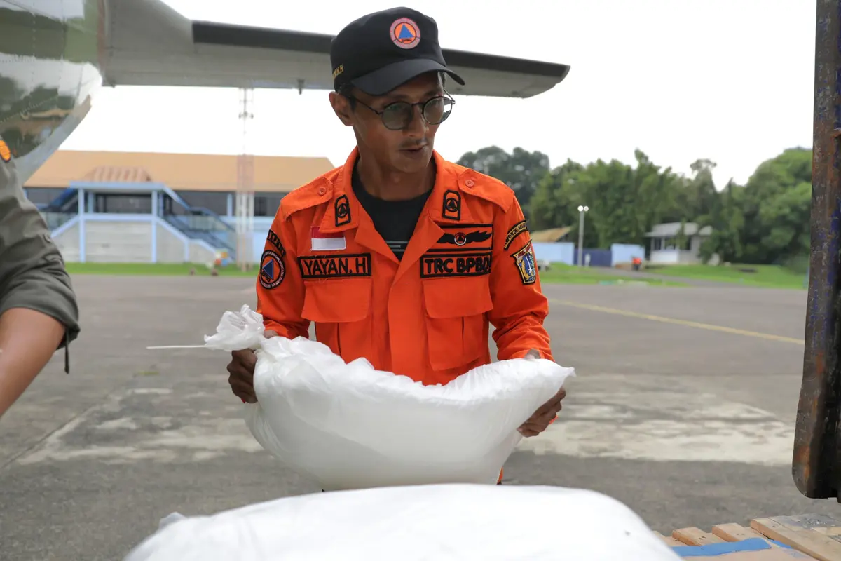 Cegah Bencana Hidrometeorologi, Jakarta Kembali Lanjutkan Operasi Modifikasi Cuaca Tahap 3