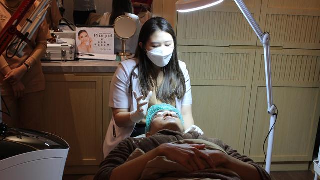 Respons Pasar, Martha Tilaar Gandeng Etrea Gabungkan Perawatan Kecantikan Instan dan Tradisional