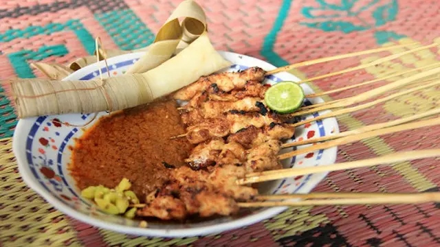 Sate Bulayak