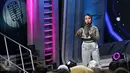 Komika Musdalifah tampil menghibur penonton dalam acara Grand Final Stand Up Comedy 2015 di Studio Indosiar, Jakarta, Kamis (13/11/2015). Para Finalis akan merebutkan memperebutkan hadiah ratusan juta rupiah. (Liputan6.com/Immanuel Antonius)