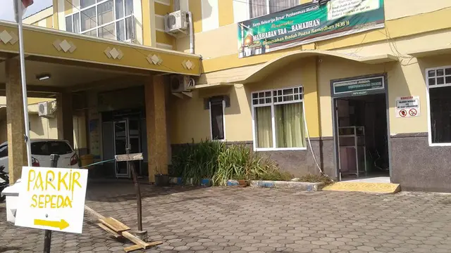 Pencuri motor