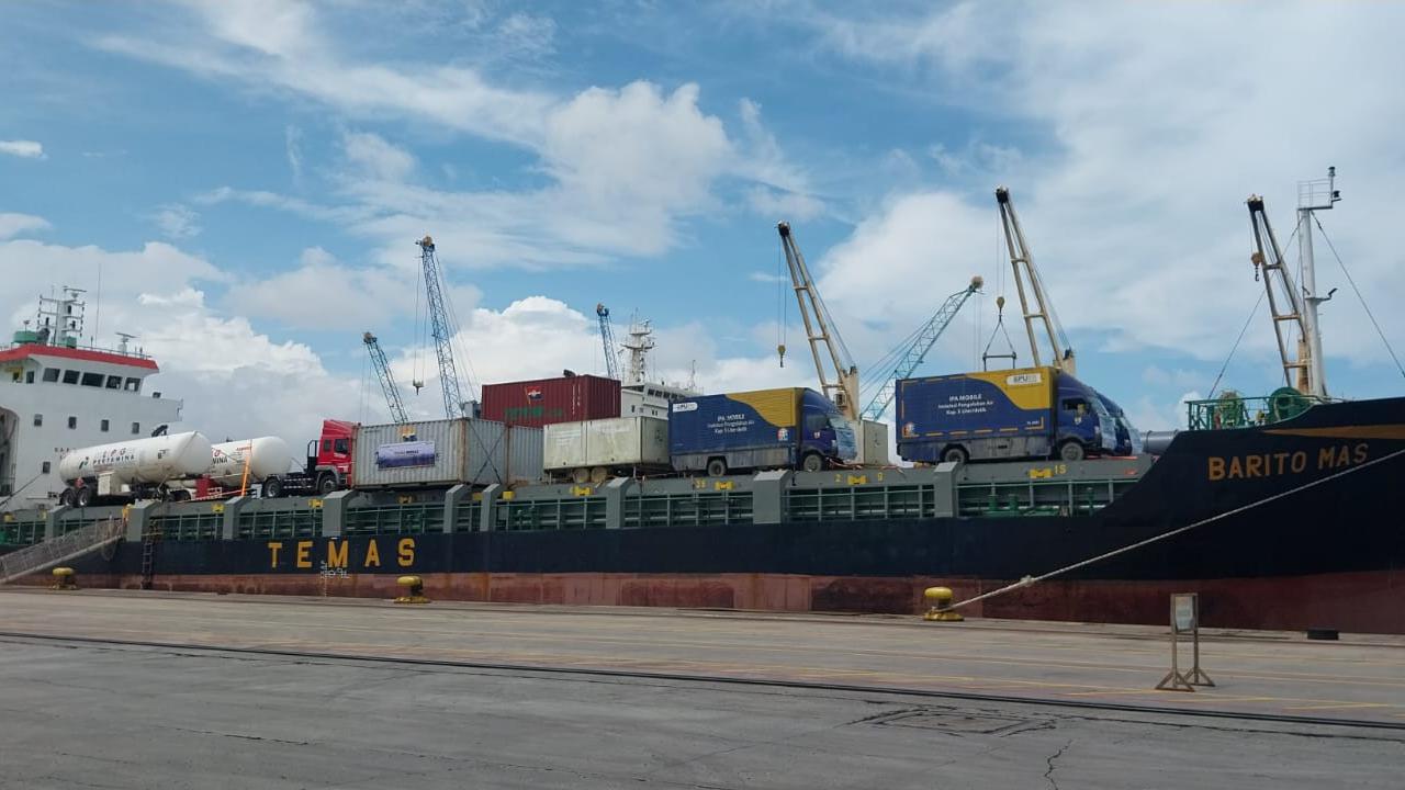 Pertamina Kirim Kontainer Tabung LPG dan Drum BBM untuk Dukung Penyaluran Energi di Aceh