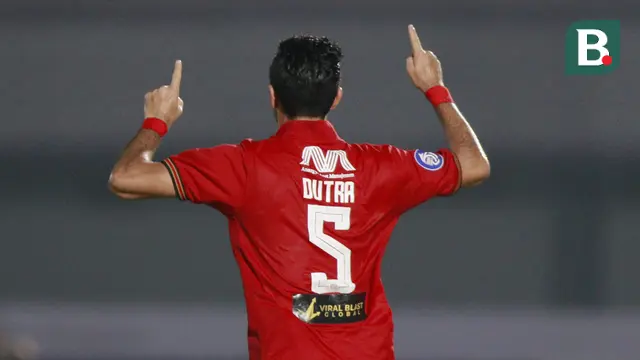 Foto: Persija Jakarta Ungguli PSIS Semarang 1-0 di Babak Pertama dalam BRI Liga 1 2021 / 2022