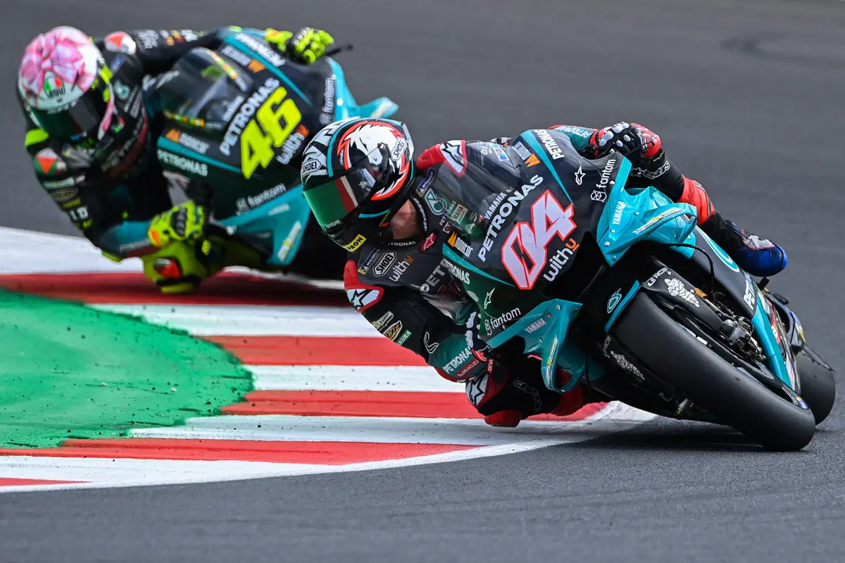 Andrea Dovizioso dan Valentino Rossi
