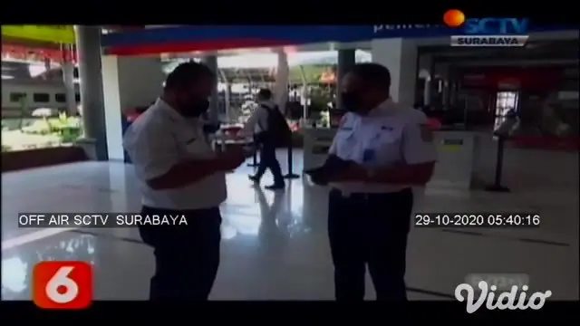 Selama libur panjang di akhir bulan Oktober 2020 ini diprediksi okupansi jumlah penumpang sudah mencapai 80 persen. Salah satu stasiun kereta api yang ramai penumpang adalah Stasiun Kereta Gubeng, Surabaya, Jawa Timur.