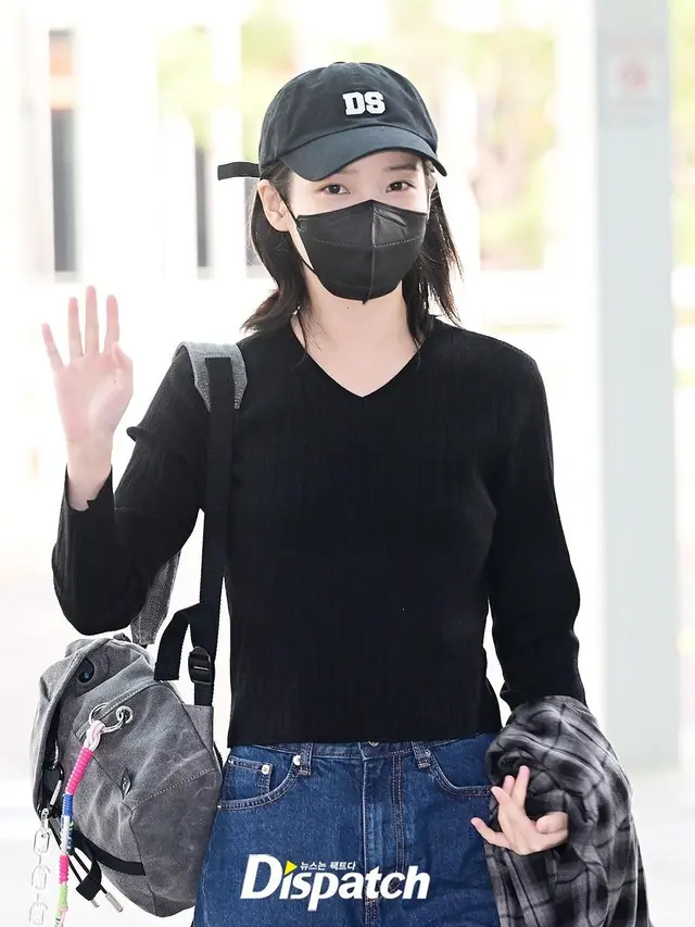 IU