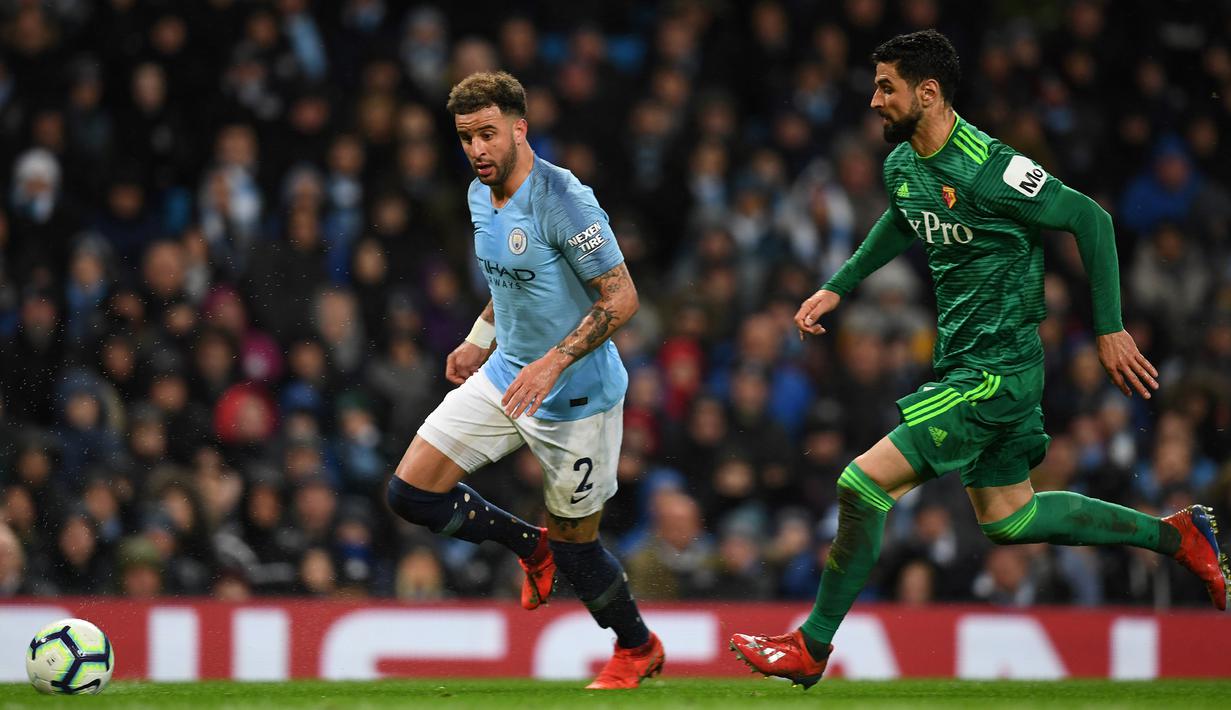 5. Kyle Walker (Manchester City) – Kyle Walker tercatat mampu melesat dengan kecepatan 35.21km/jam. Pemain berusia 29 tahun ini menjadi pemain tercepat kedua di Premier League dan posisi kelima di dunia. (AFP/Paul Ellis)