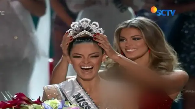 Dengan kemenangan ini, Miss Afrika Selatan ini akan bertugas selama setahun ke depan menggantikan Miss Universe 2016 asal Prancis.