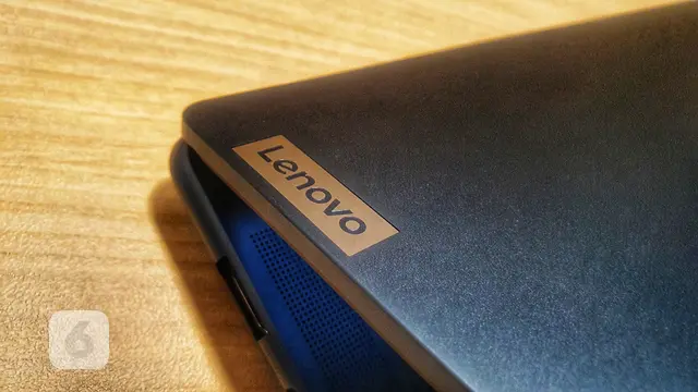 Lenovo Yoga Pro 7 14IMH9.