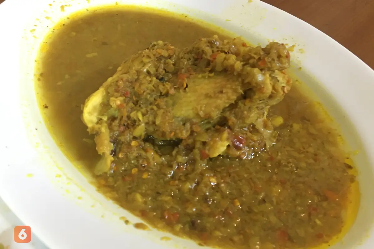 Ayam Betutu Khas Gilimanuk Bali