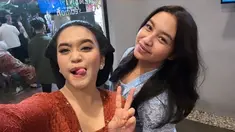 Lewat laman Instagram pribadinya, Khiran terlihat mengunggah momen menghadiri pernikahan sahabat.(Liputan6.com/IG/@khiranitrihatmodjo)